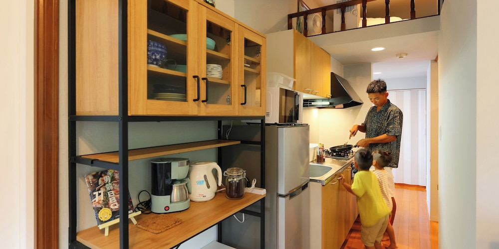 ロイヤル スイート ベッド (複数台) 専用キッチン3 | ル グランブルー