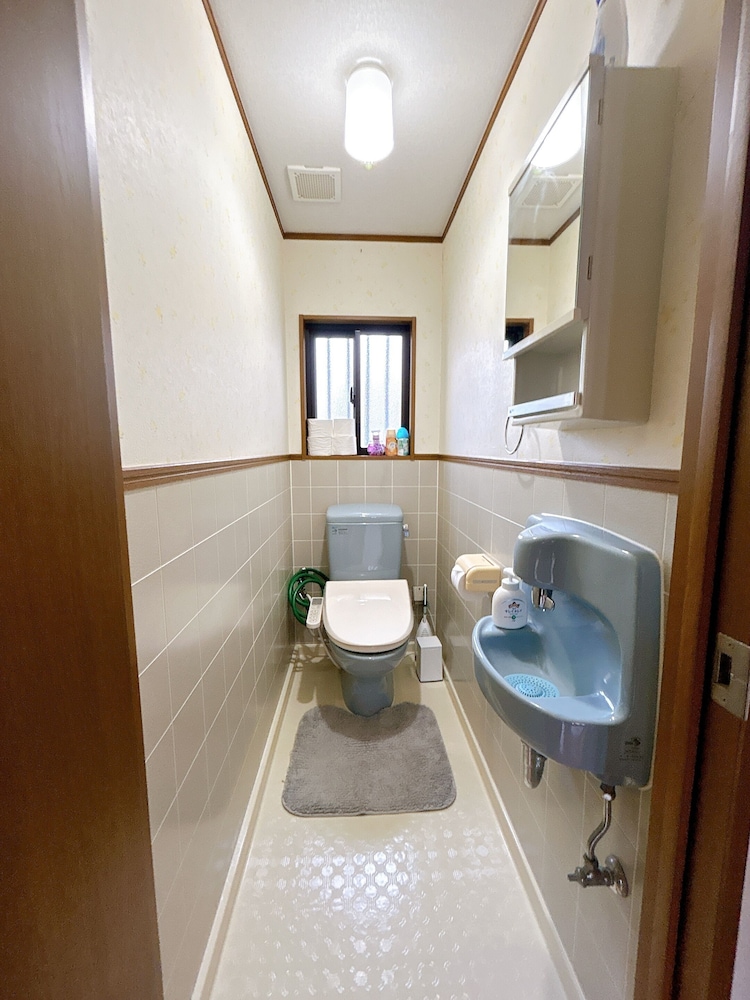 コンドミニアム 4 ベッドルーム キッチン シティビュー バスルーム3 | コンドミニアムパレスリゾート北谷オーシャンビュー