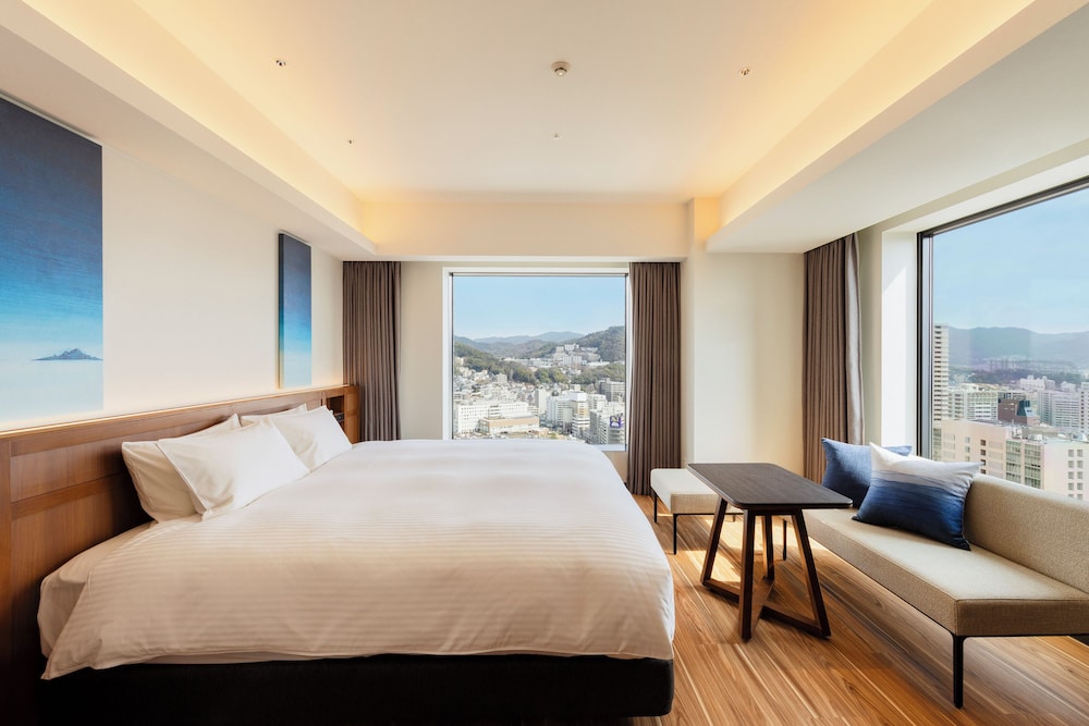 [20階・21階/上層階/29平米] サウスゲートコーナーダブル 禁煙 | ホテルグランヴィア広島サウスゲート