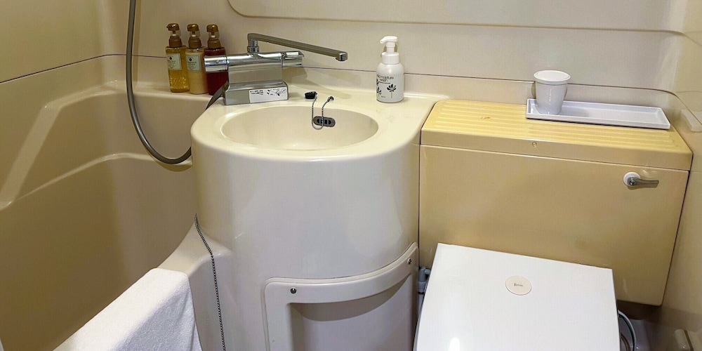 ダブルルーム ダブルベッド 1 台 禁煙 バスルーム0 | レンブラントイン青森