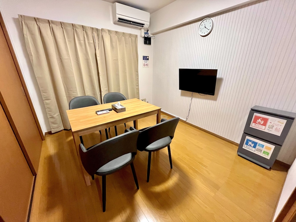 プレミアム アパートメント シングルベッド 3 台 専用キッチン3 | SFハイツ