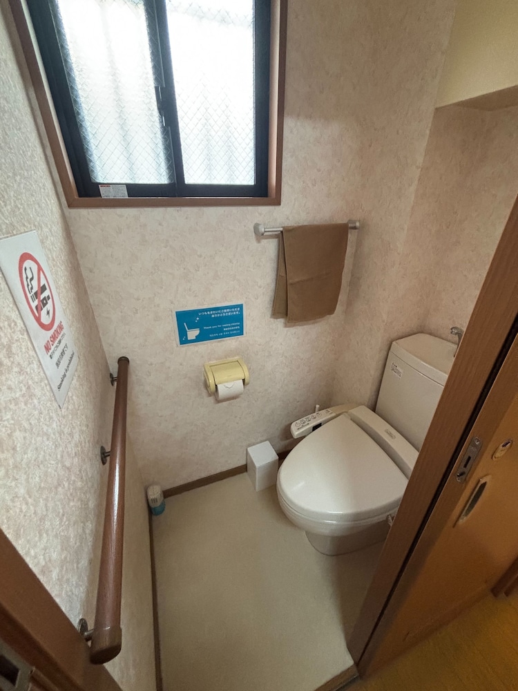 エコノミー アパートメント バスルーム2 | SFハイツ