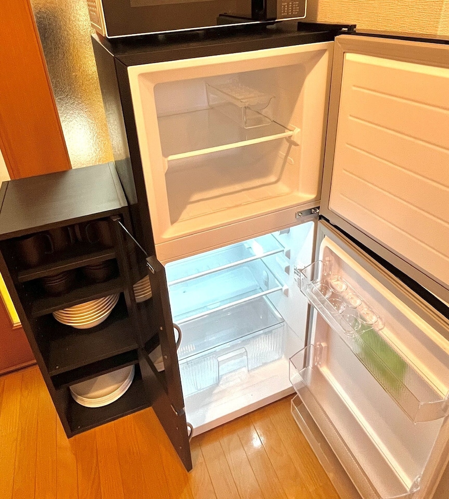 4人部屋 アパートメント 禁煙 専用キッチン0 | SFハイツ