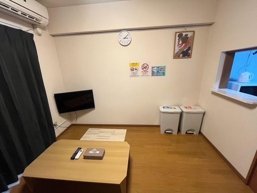 エコノミー アパートメント 客室2 | SFハイツ