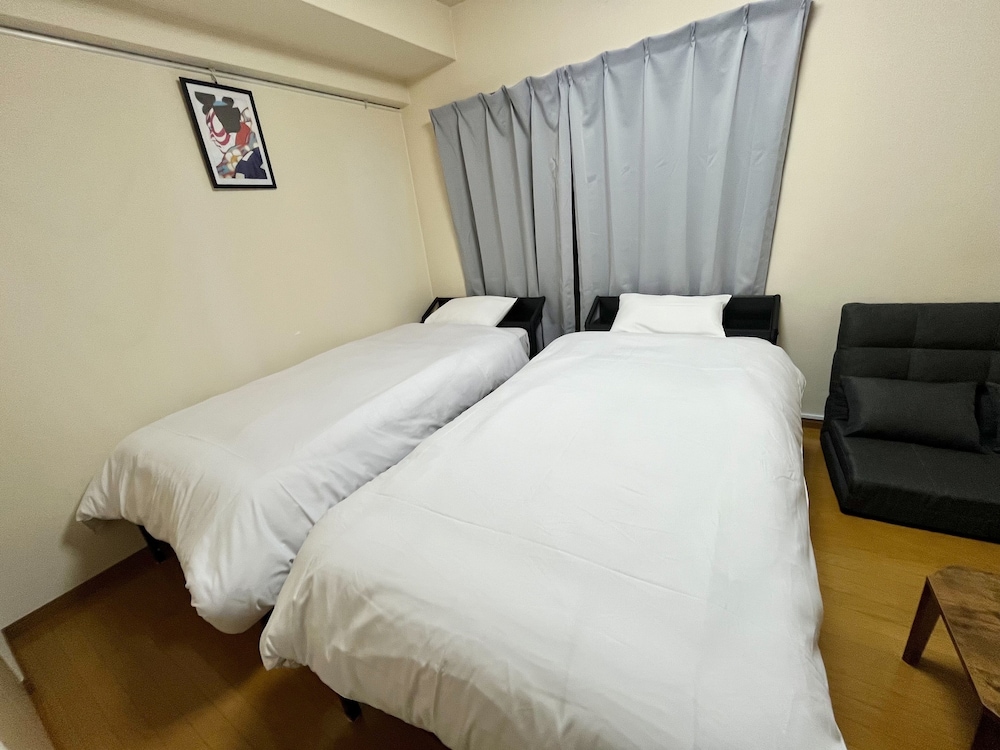 ベーシック トリプルルーム 1 ベッドルーム 禁煙 客室5 | SFハイツ