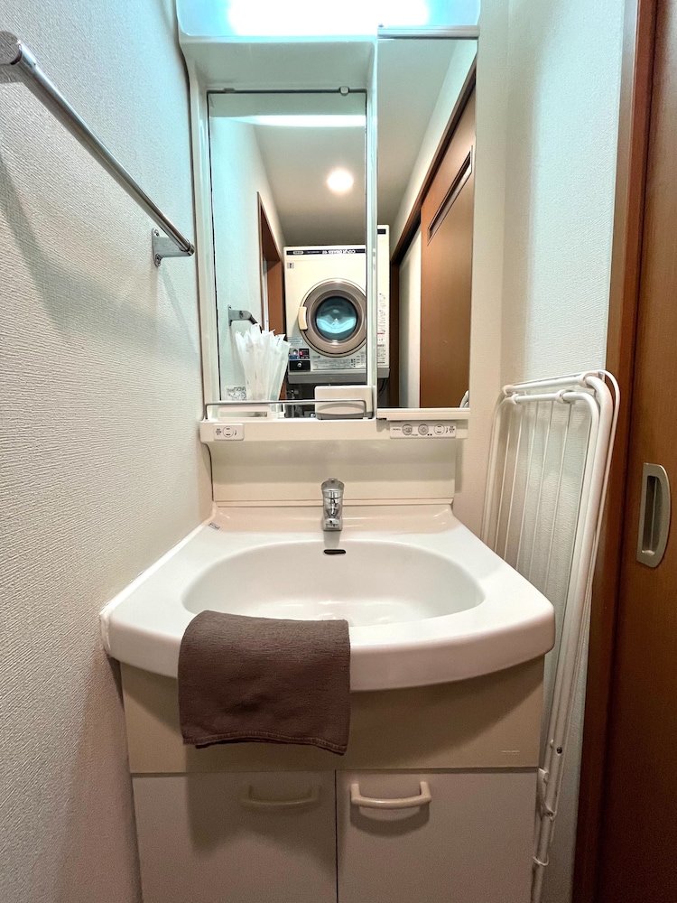 4人部屋 アパートメント 禁煙 客室5 | SFハイツ