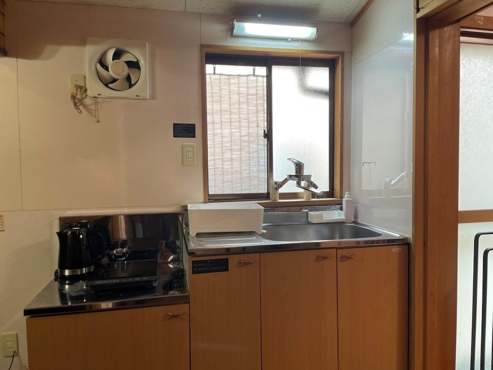 ベーシック ハウス 禁煙 専用キッチン0 | 高山ステイ ～榊～ B棟