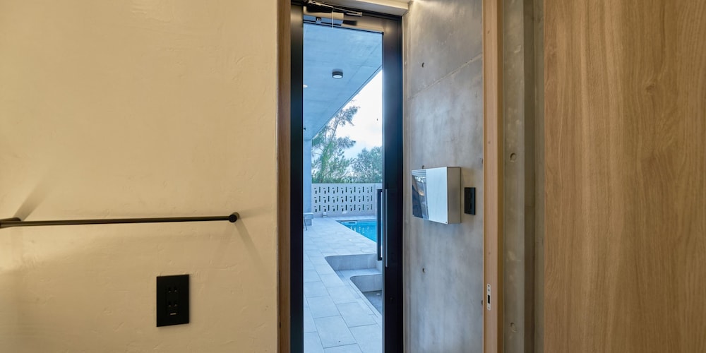 ラグジュアリー ヴィラ 客室11 | ima villa