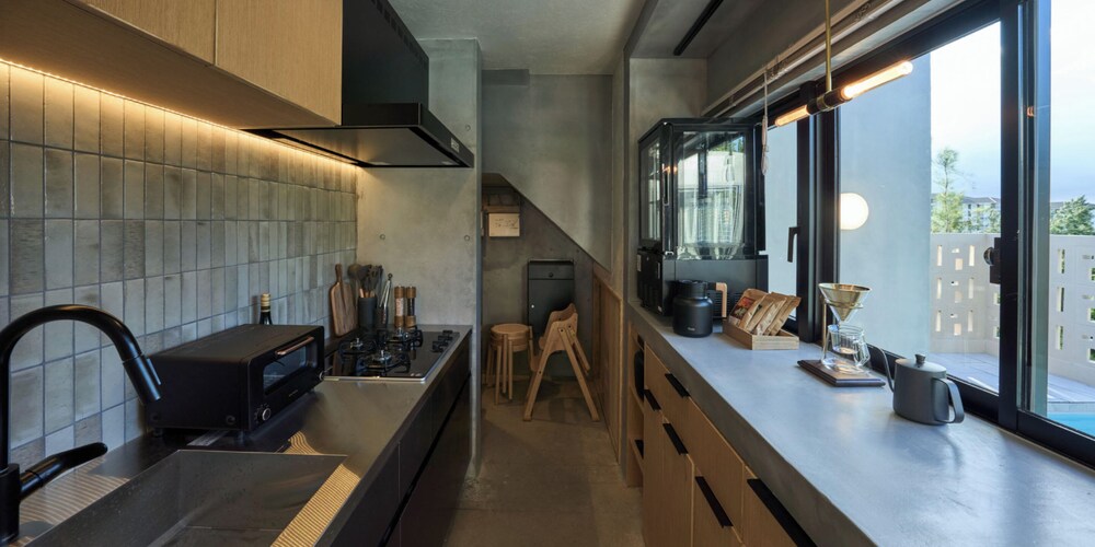 ラグジュアリー ヴィラ 専用キッチン0 | ima villa