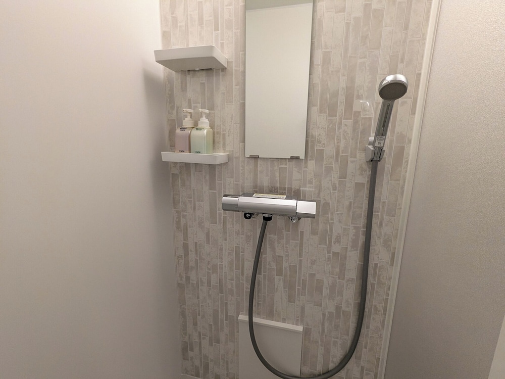 トラディショナル トリプルルーム 3 ベッドルーム 禁煙 バスルーム2 | 緑風苑きよはる