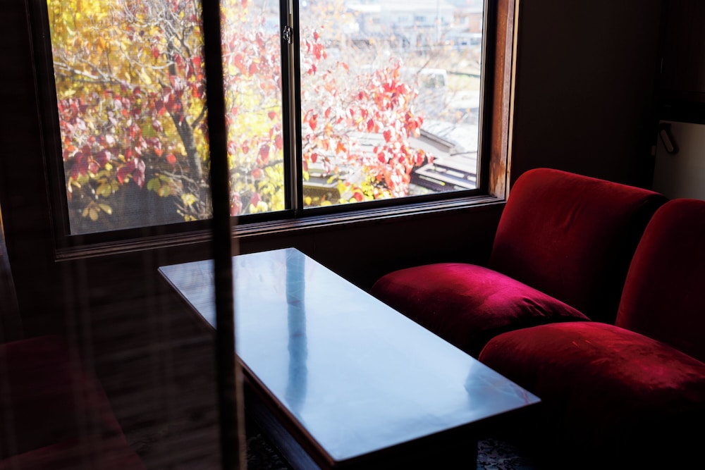 [禁煙] 和室10畳 [広縁ユニットバス付き] 客室7 | 緑風苑 きよはる