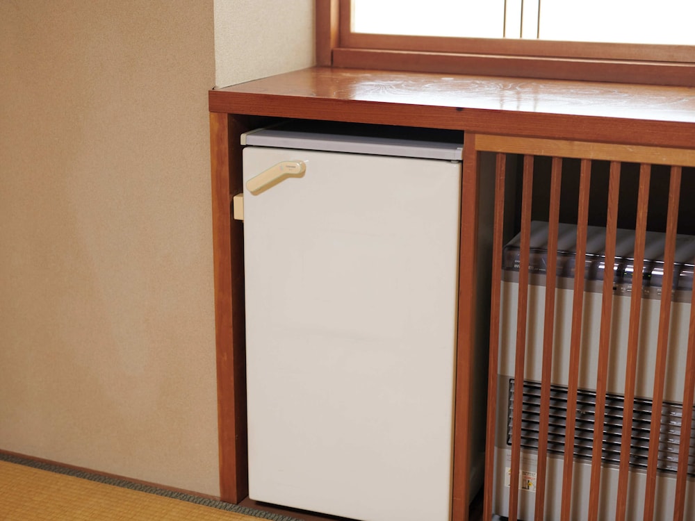 [禁煙] 和室7.5畳 [トイレ洗面付き] 客室3 | 緑風苑きよはる