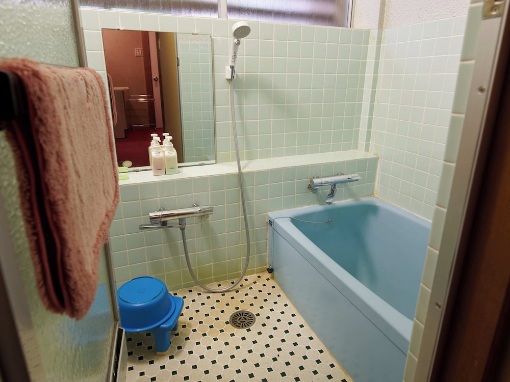 [禁煙] 和室8畳 [トイレ洗面付] バスルーム1 | 緑風苑 きよはる