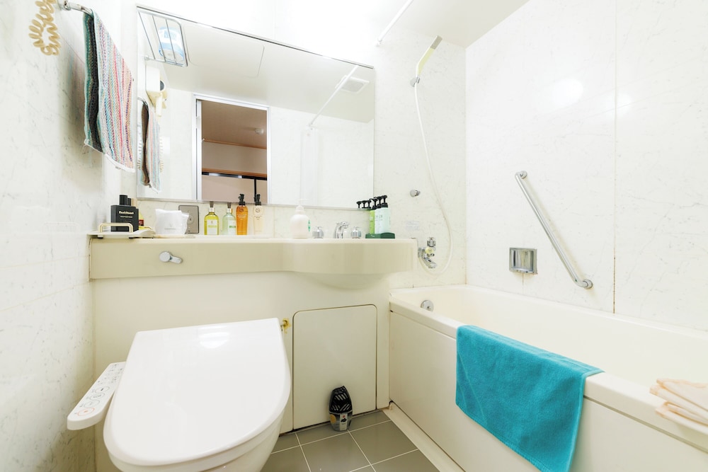 [禁煙] 和室10畳 [広縁ユニットバス付き] 客室8 | 緑風苑 きよはる