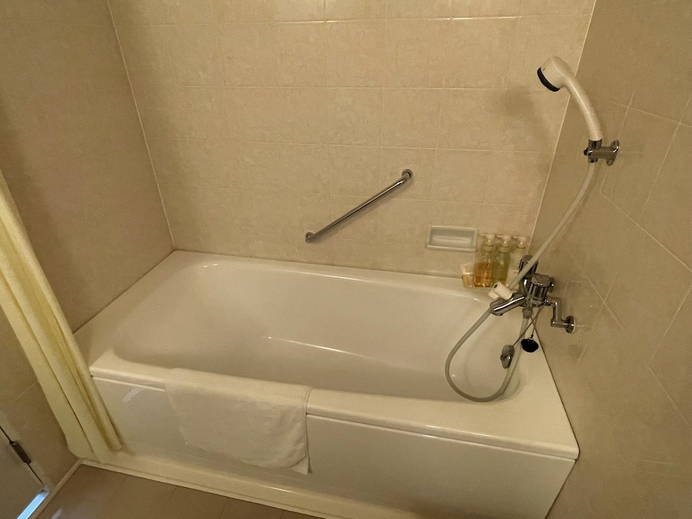 デラックス ダブルまたはツインルーム 2 ベッドルーム 禁煙 バスルーム0 | ホテル白竜湖リゾート