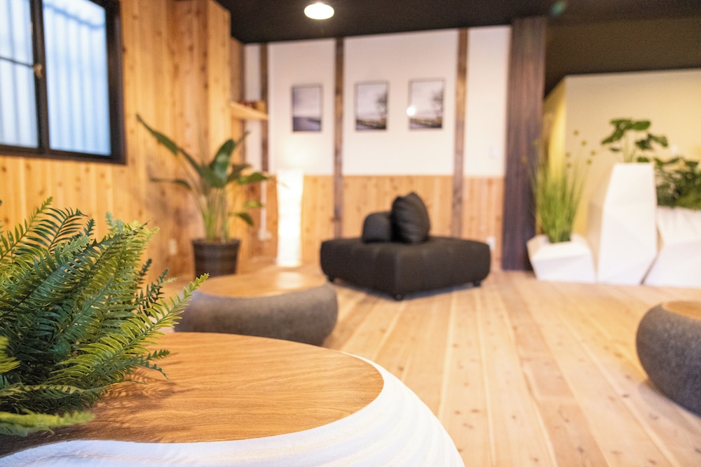 フロント1 | TOYOTSUKI