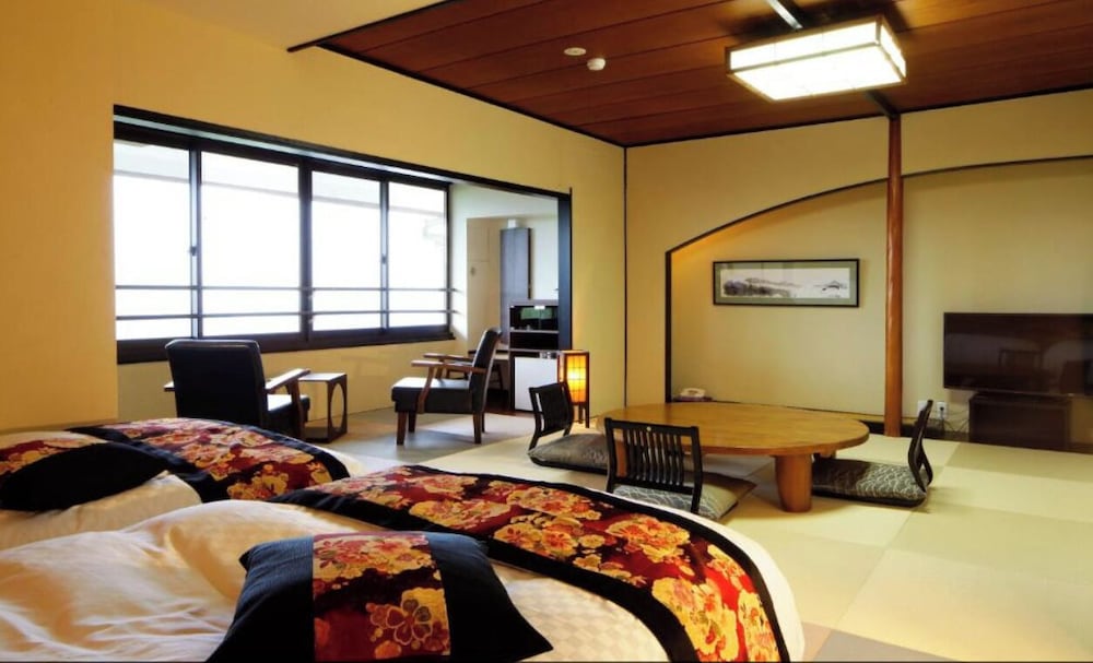 デラックス和洋室ハイフロア 客室1 | 筑波山江戸屋