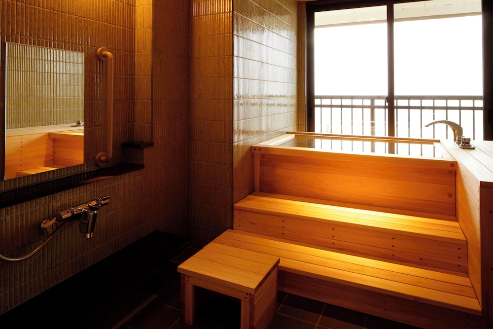 セミスイート和洋室半露天風呂付き バスルーム0 | 筑波山江戸屋