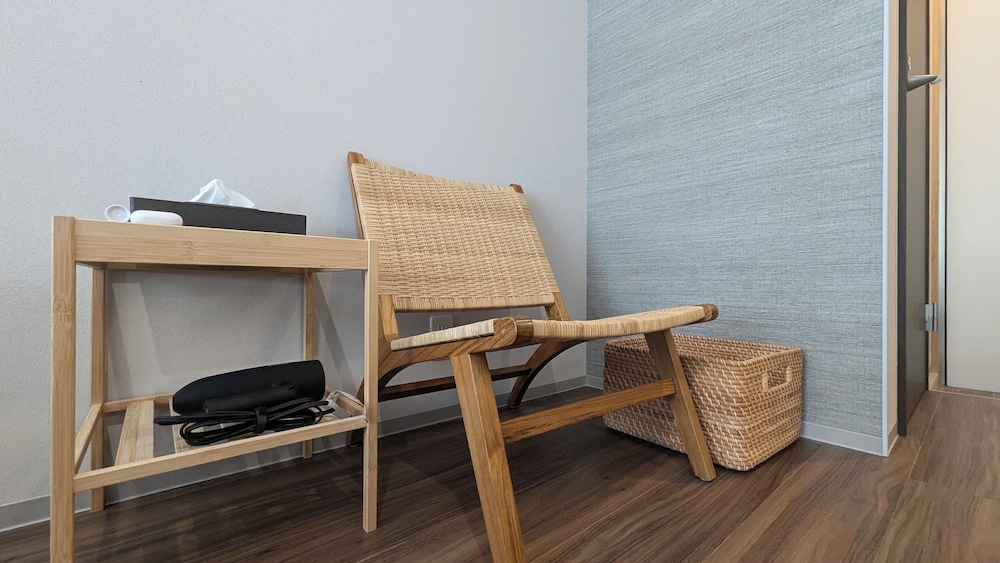 プレミアム ツインルーム オーシャンビュー 客室1 | 与那国島ホテル　むんぶステイ比川浜