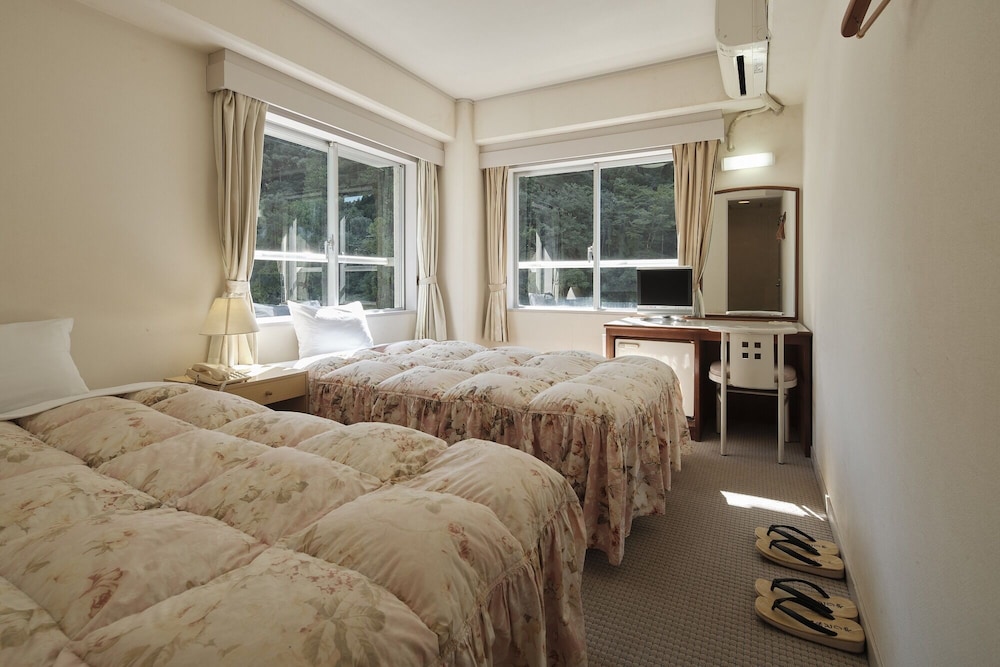 ツインルーム | 山水館 川湯まつや