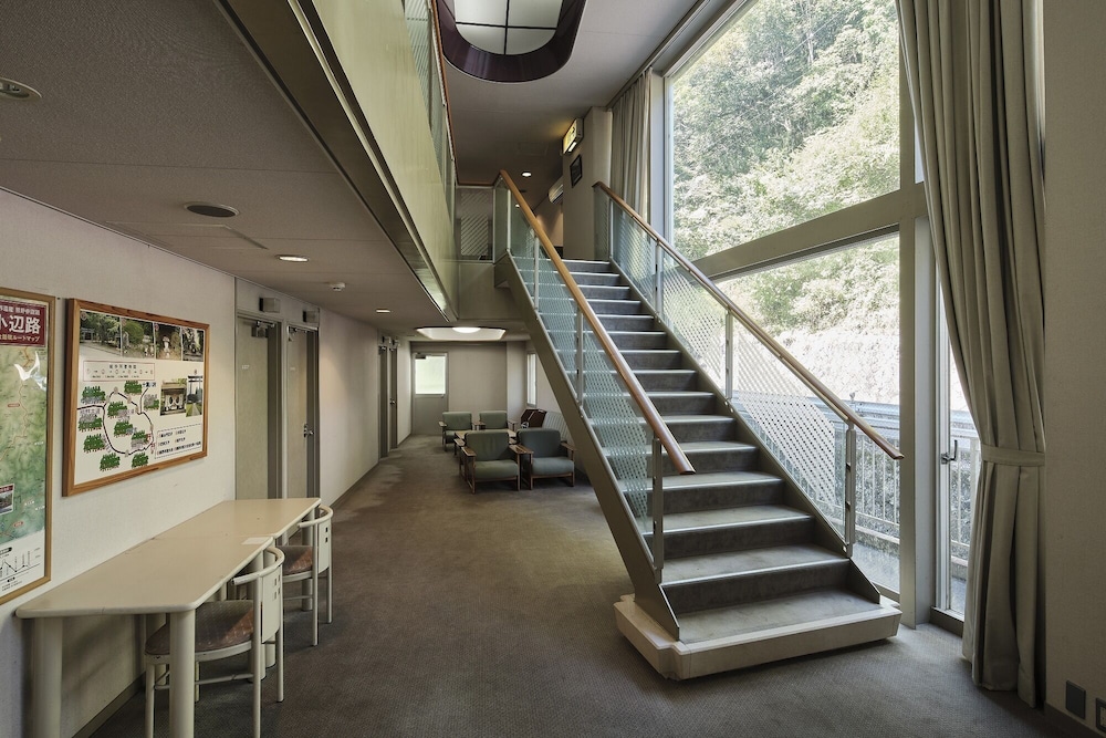 ロビー1 | 山水館 川湯まつや ロビー1 | 山水館 川湯まつや