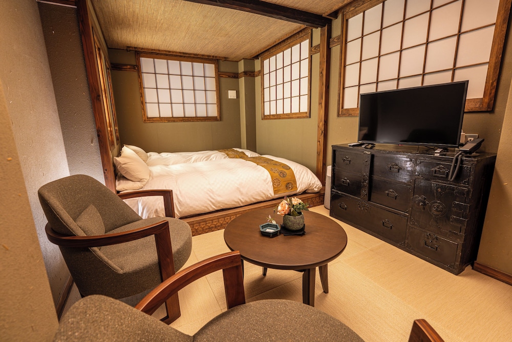 祇園ノ間(御風呂付き特別室/ツイン) | 京都の宿 ぎをんの月