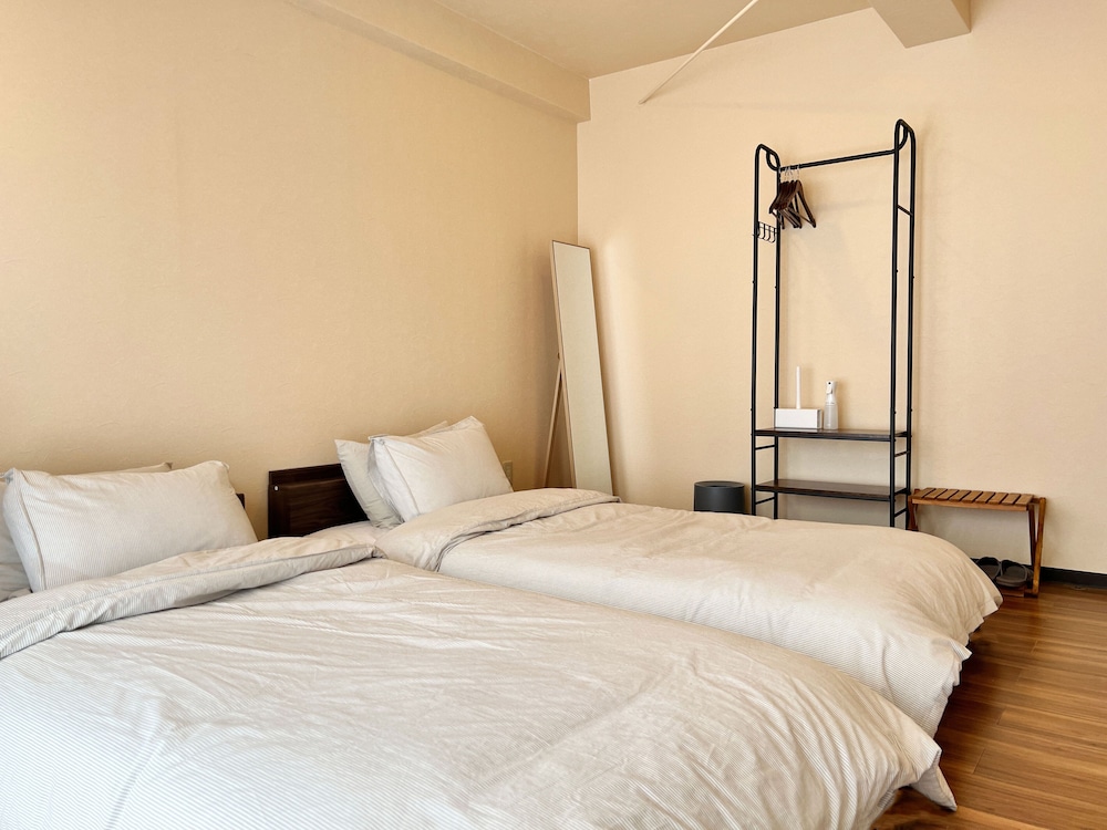 スタンダード ツインルーム 禁煙 専用バスルーム 客室1 | Jinya Sunset Inn by Murasaki