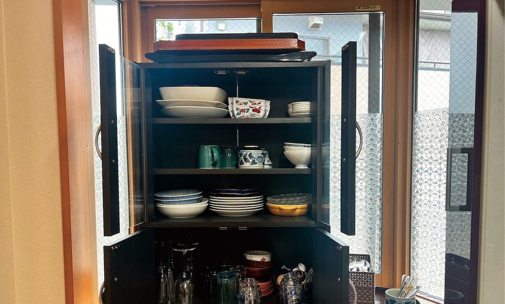 スタンダード ツインルーム 禁煙 専用バスルーム 共用キッチン設備1 | Jinya Sunset Inn by Murasaki