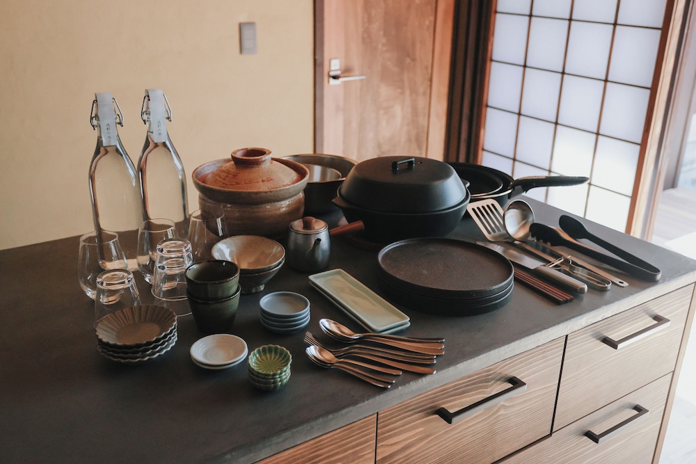 ひばり 部屋貸し 禁煙(フロント施設から0.4km) 客室6 | 八百熊川