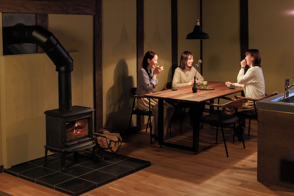 やまね 一棟貸し 禁煙(フロント施設から0km) 客室2 | 八百熊川