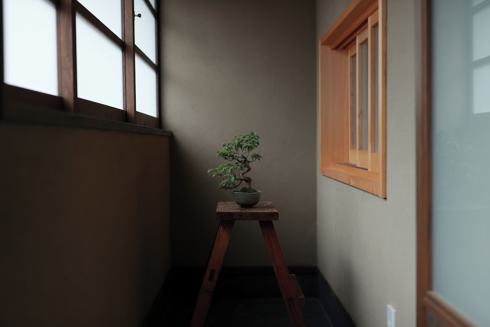 ほたる 一棟貸し 禁煙 (フロント施設から0.4km) 客室2 | 八百熊川