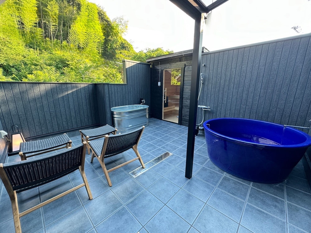 ルーム バスルーム0 | 香取はちさんろく