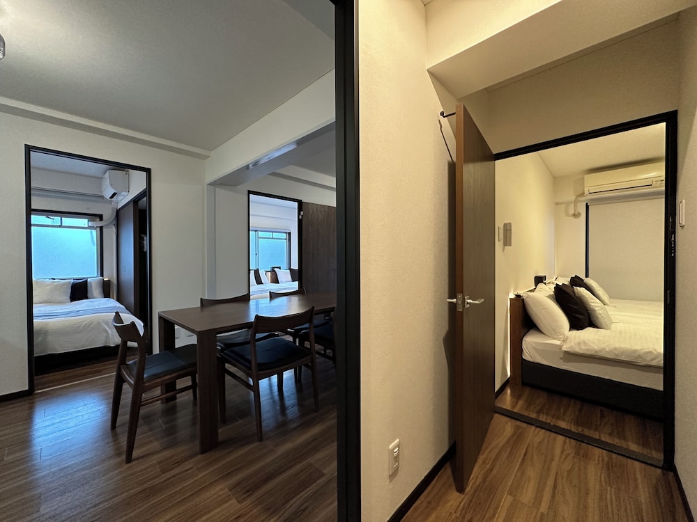 コンドミニアム 3 ベッドルーム バルコニー 客室4 | Earl's Court 801