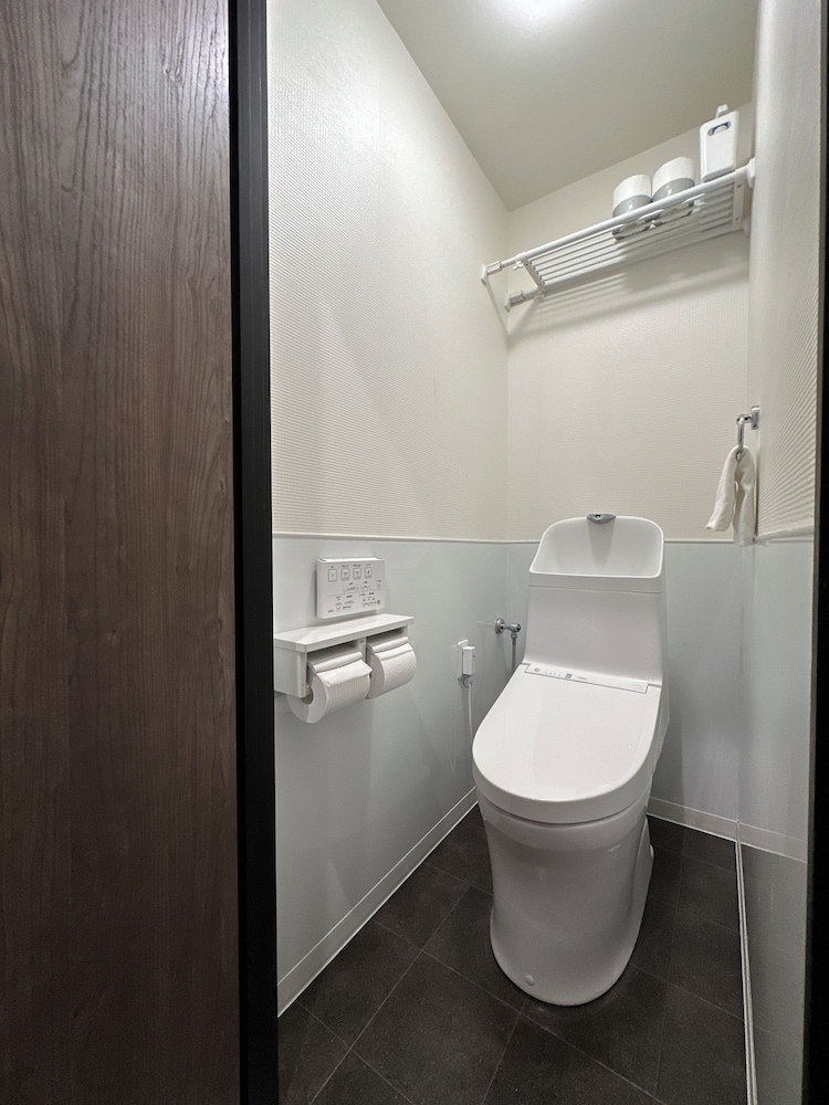 コンドミニアム 3 ベッドルーム バルコニー バスルーム0 | Earl's Court 801