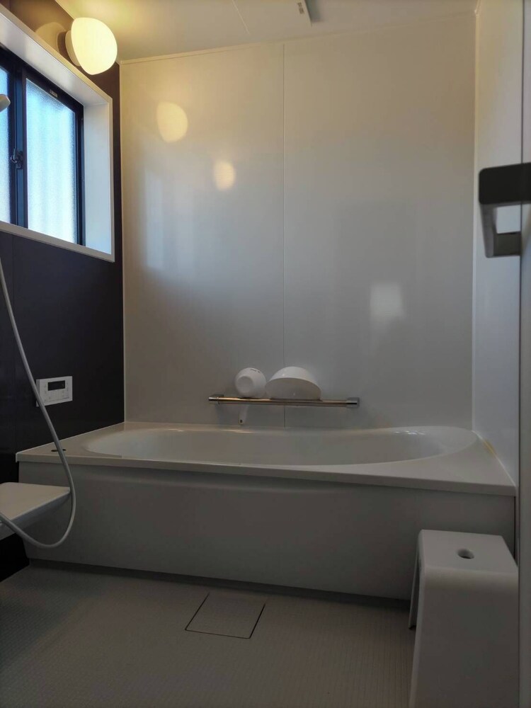 ベーシック コテージ バスルーム1 | 志摩市戸建て SKO1