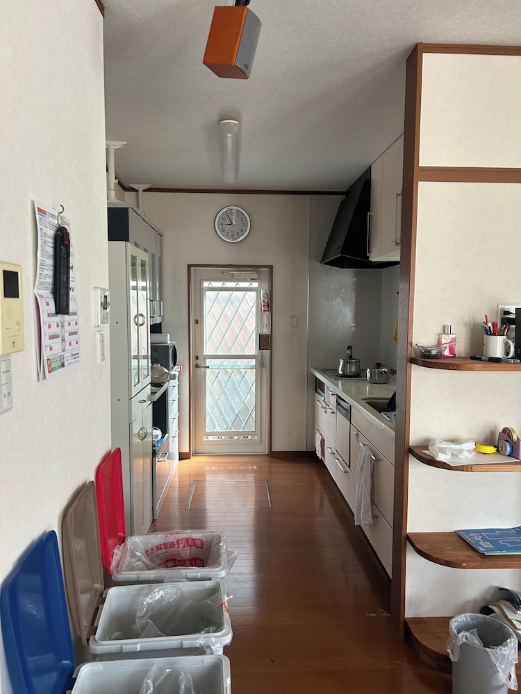 ドミトリー6人部屋 禁煙 専用キッチン1 | ゲストハウス会津