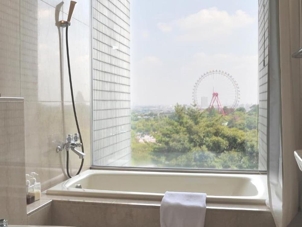 お部屋おまかせ 和洋室 (10畳+ツイン) 禁煙 バスルーム0 | 中国割烹旅館 掬水亭
