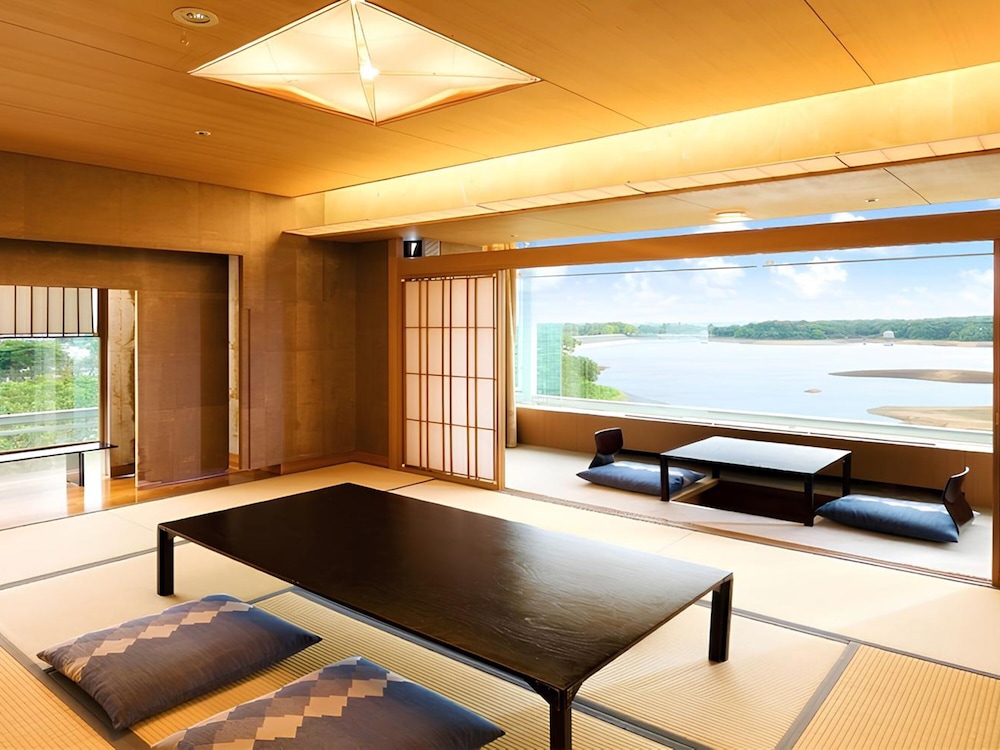 お部屋おまかせ 和洋室 (10畳+ツイン) 禁煙 部屋からの景観0 | 中国割烹旅館 掬水亭