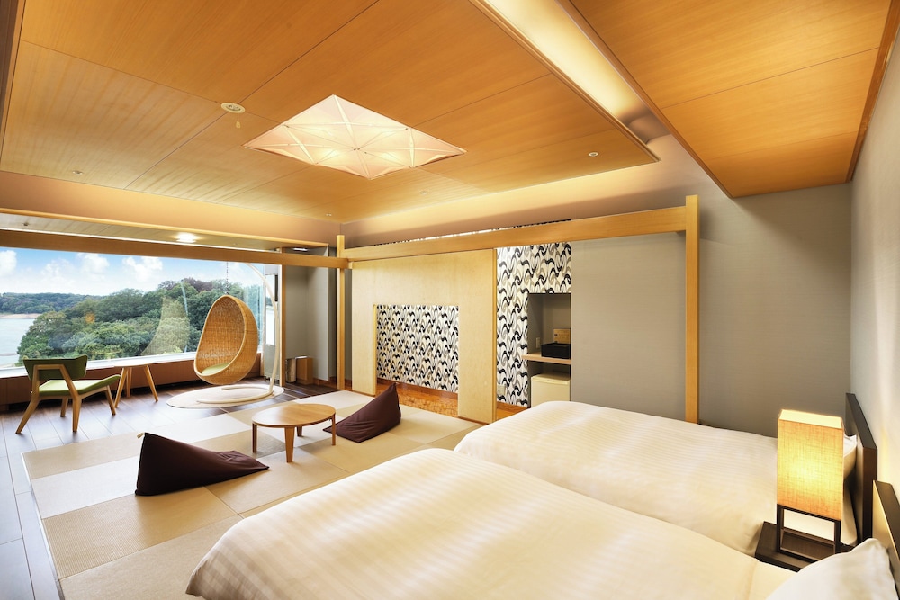 パノラマビュー 和モダンルーム Aタイプ 禁煙 客室2 | 中国割烹旅館 掬水亭