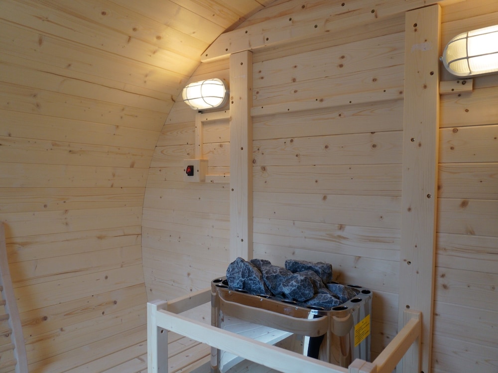 スイートプールヴィラ　with Sauna 客室1 | プールヴィラ 屋我地島 - COLDIO PREMIUM
