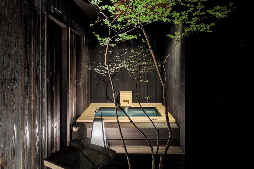 ラグジュアリー ヴィラ ガーデンビュー | ROJIYU KYOTO