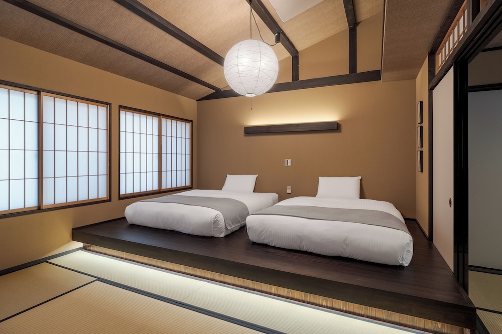 ラグジュアリー ヴィラ ガーデンビュー 客室1 | ROJIYU KYOTO
