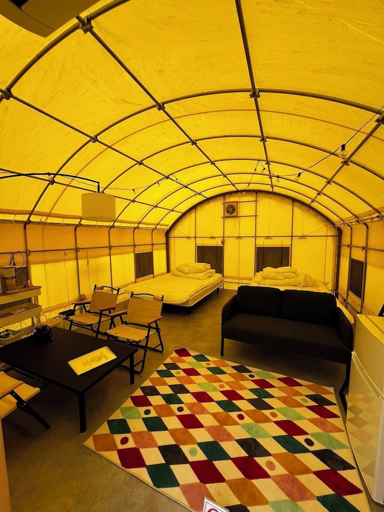 客室1 | 長久手テント村