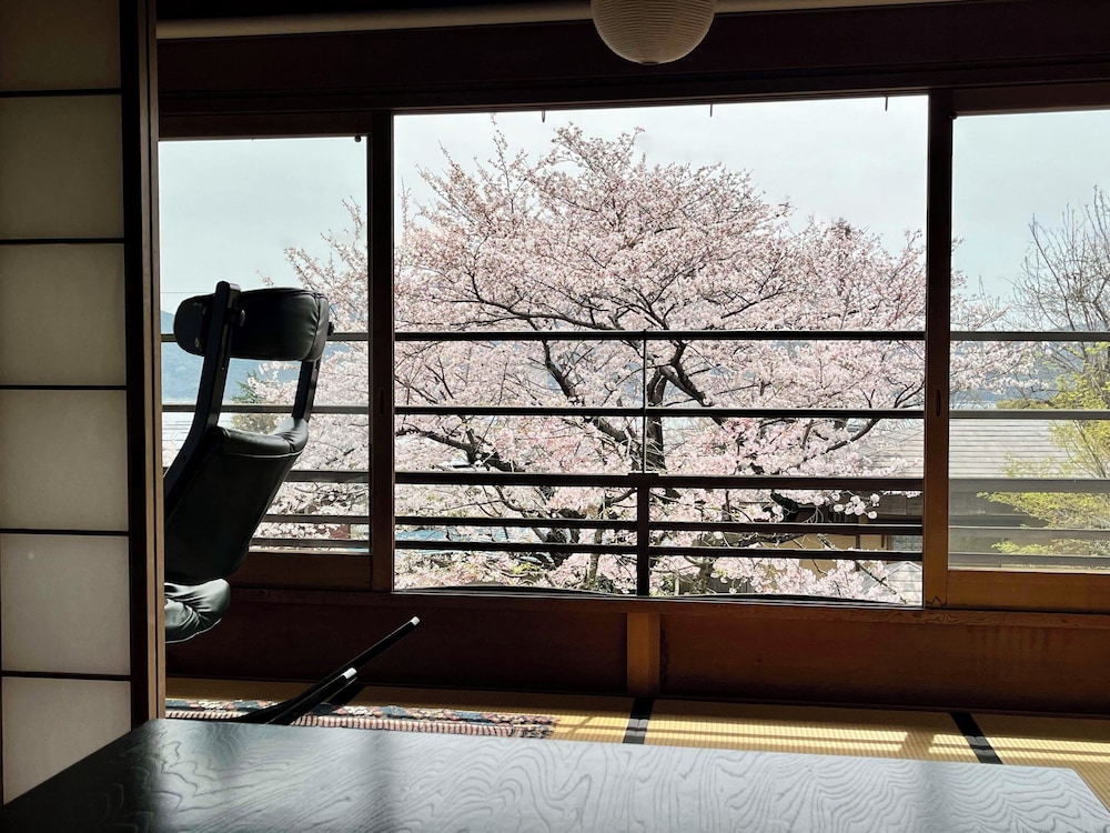 スイート ガーデンビュー 大観 (禁煙) ガーデン ビュー1 | 庭園の宿　石亭