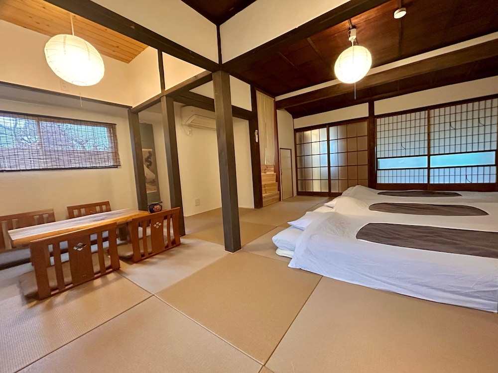 クラシック ルーム | 古民家の宿　鎌倉楽庵ハナレ