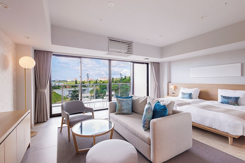 デラックスラージツイン(2-4階)<リゾートビュー> | ホテル シギラミラージュ ビーチフロント