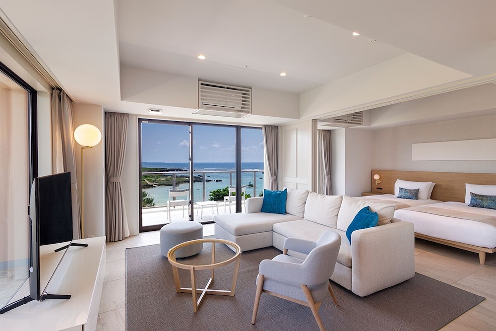 デラックスコーナースイート（2-4階）＜オーシャンビュー＞ | ホテル シギラミラージュ ビーチフロント