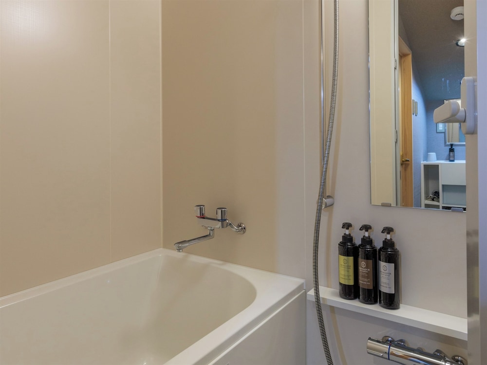 和室 スーペリア トイレバスセパレート テラス付き 禁煙 バスルーム0 | ジャポフランカ京都