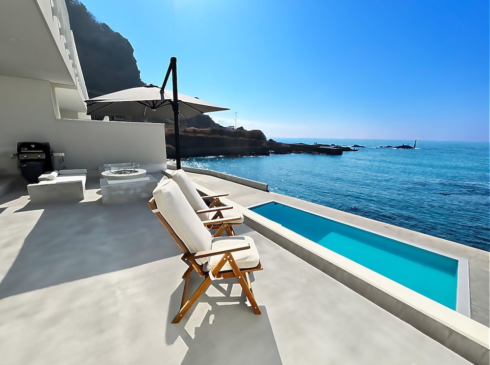 パノラミック ヴィラ オーシャンビュー テラス / パティオ4 | ビーチテラス房総