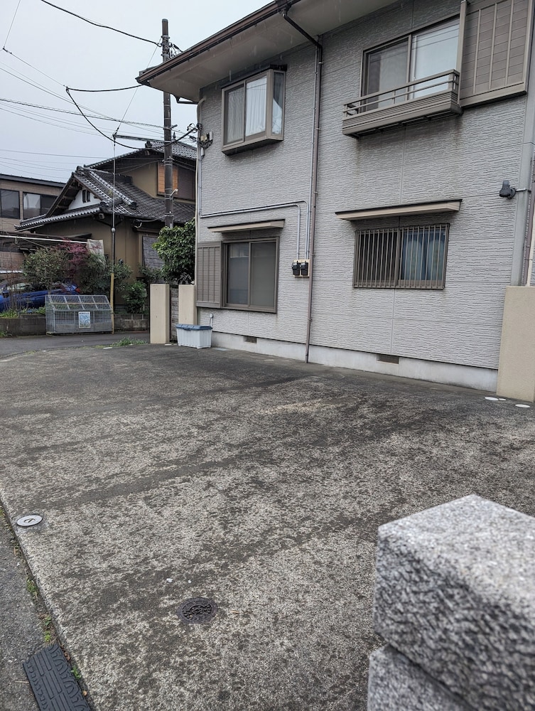 駐車場1 | Private rooms in togo beach side house 駐車場1 | Private rooms in togo beach side house